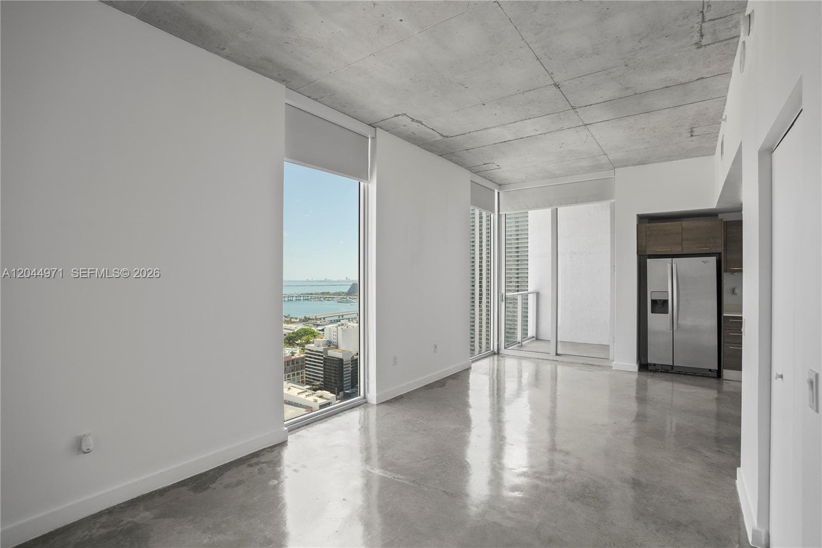 Centro · #PH04 in Miami - Photo 10