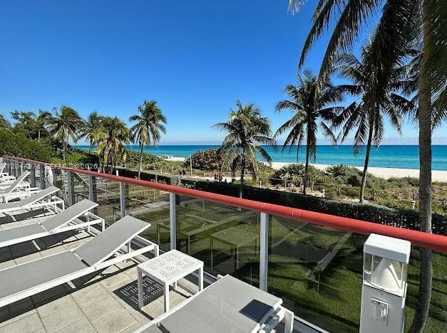 THE STERLING CONDO · #1608 in Miami Beach - Photo 26