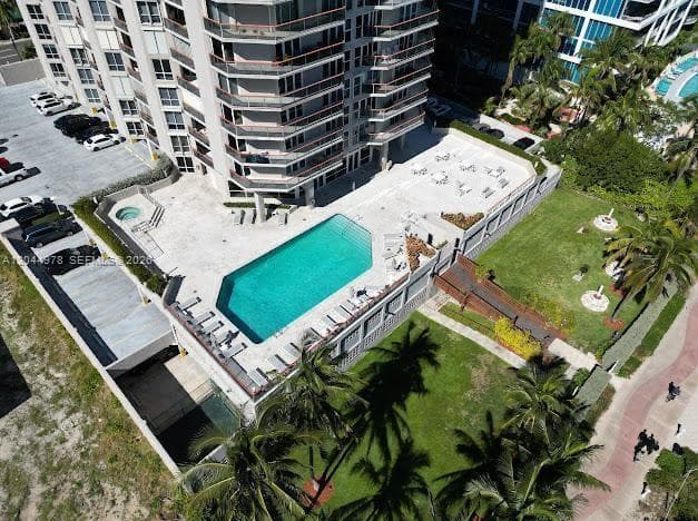 THE STERLING CONDO · #1608 in Miami Beach - Photo 25