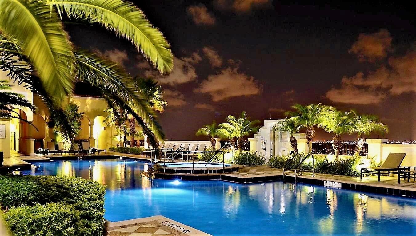 Stunning Rooftop Pool