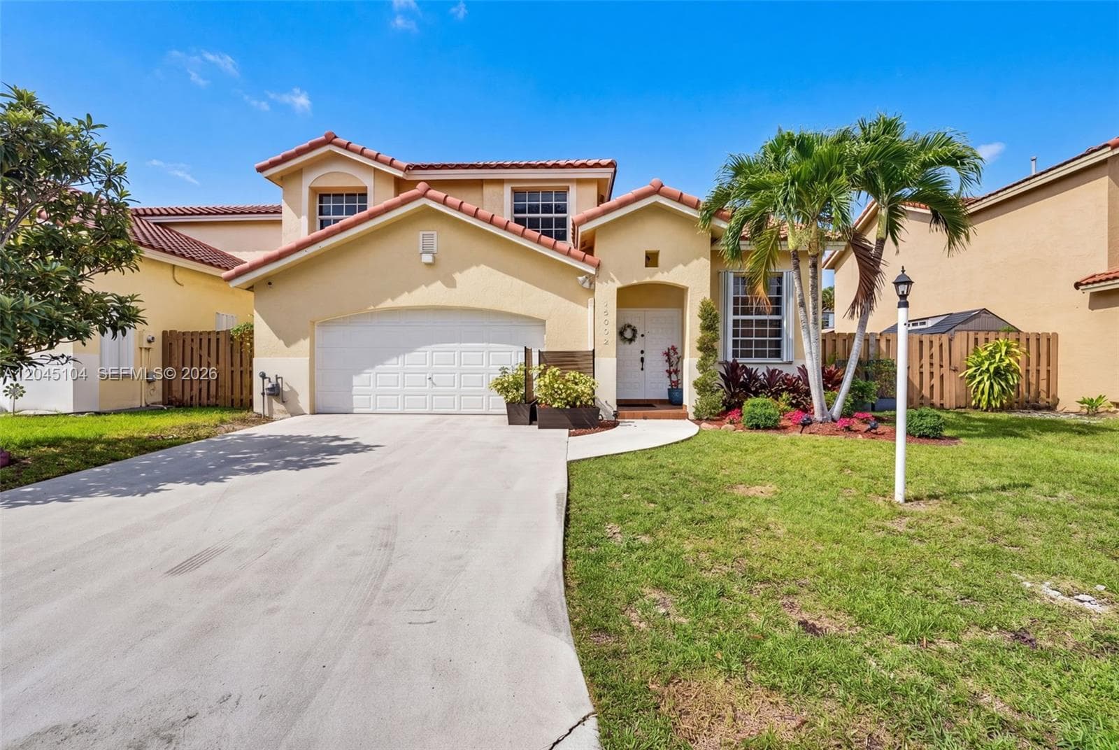 15602 SW 109th Ter photo 2