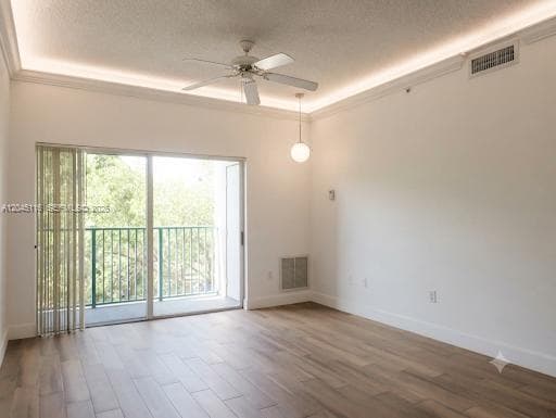 Valencia Condo · #355 in South Miami - Photo 3