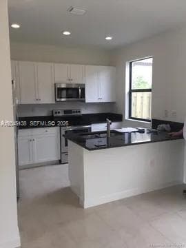 COCO PALM VILLAS · #0 in Homestead - Photo 6