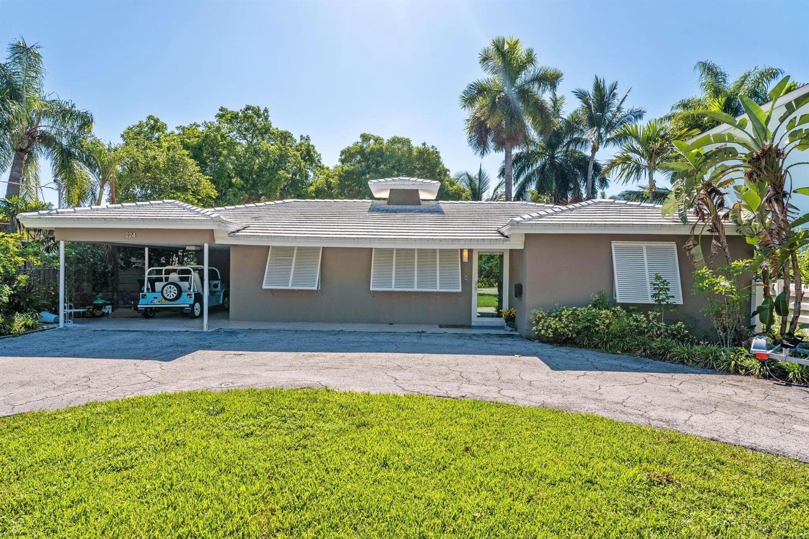 1-web-or-mls-A7407689