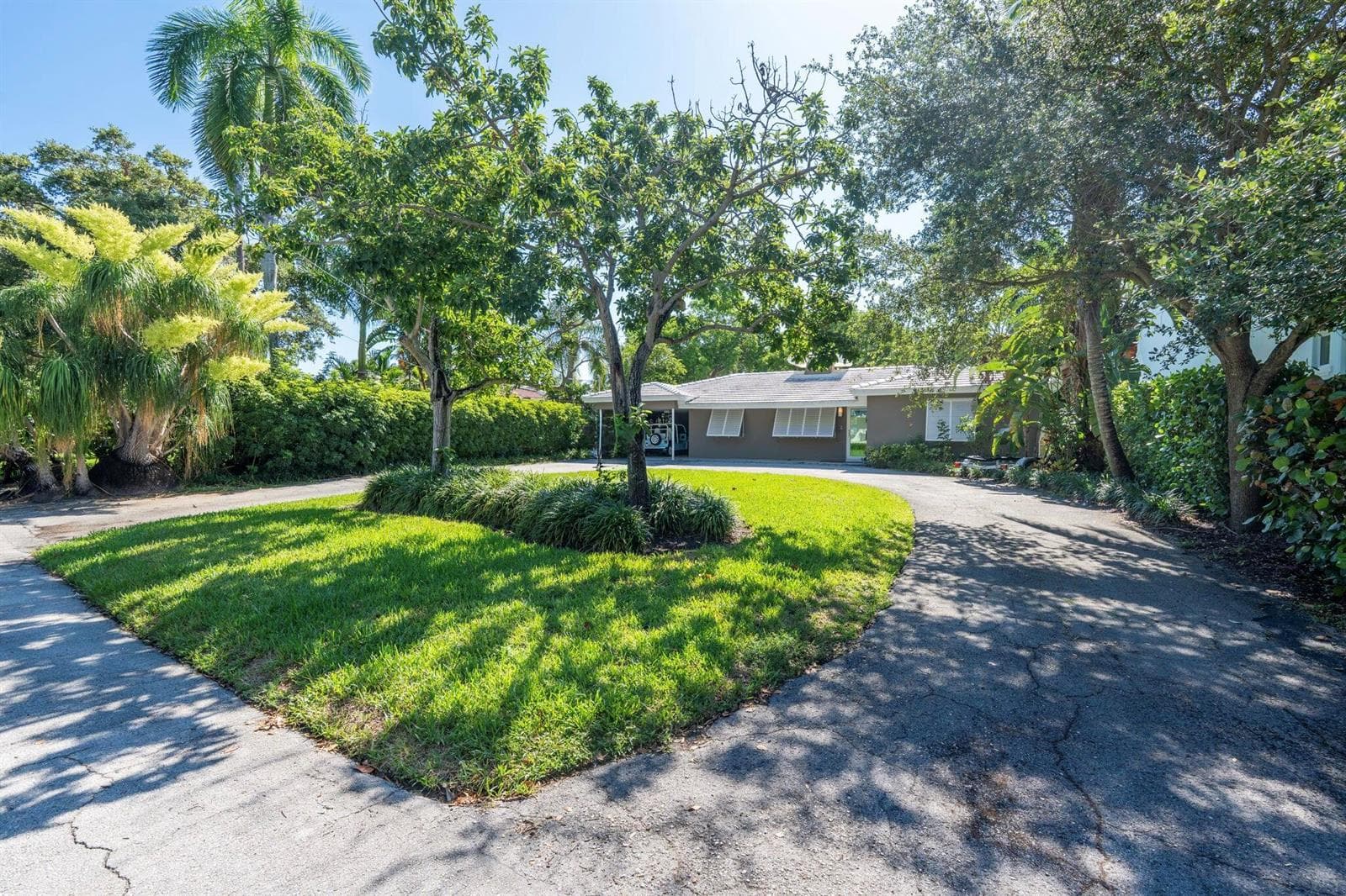 4-web-or-mls-A7407695