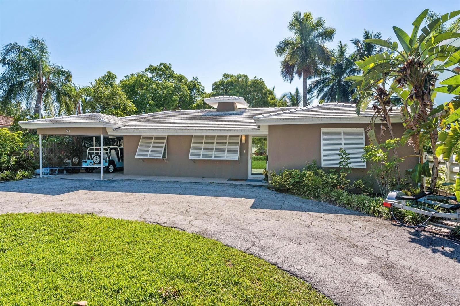 3-web-or-mls-A7407693
