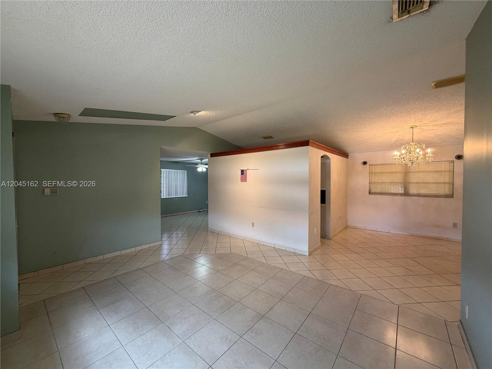 3262 SW 139th Pl photo 4