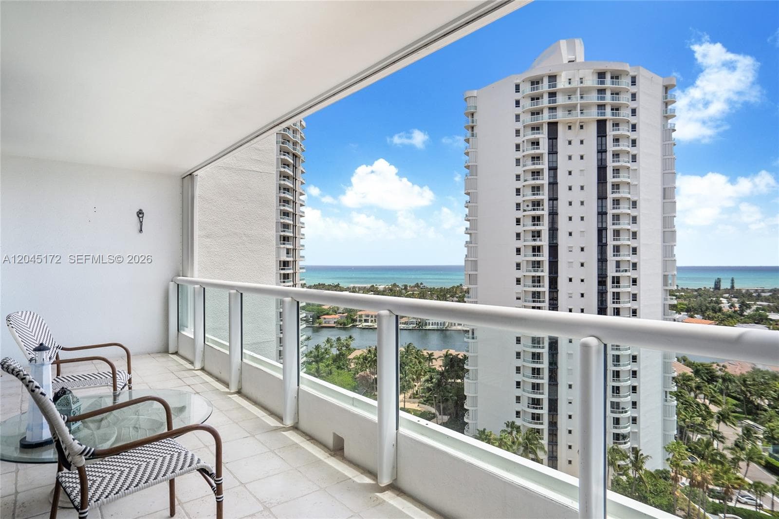 THE POINT · #2005 in Aventura - Photo 16