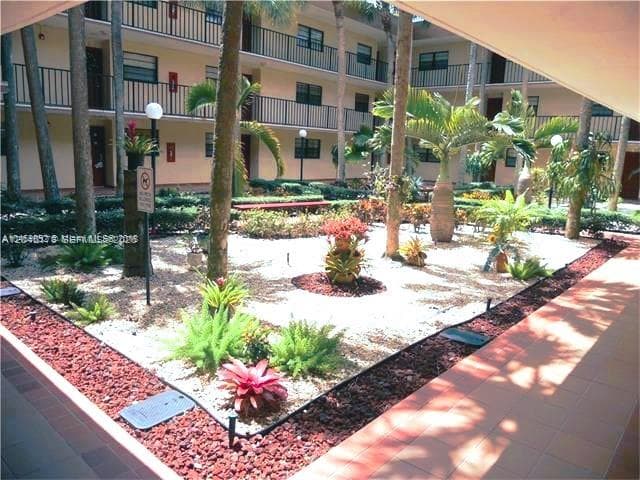 Gardens of Kendall South · #211 in Miami - Photo 2