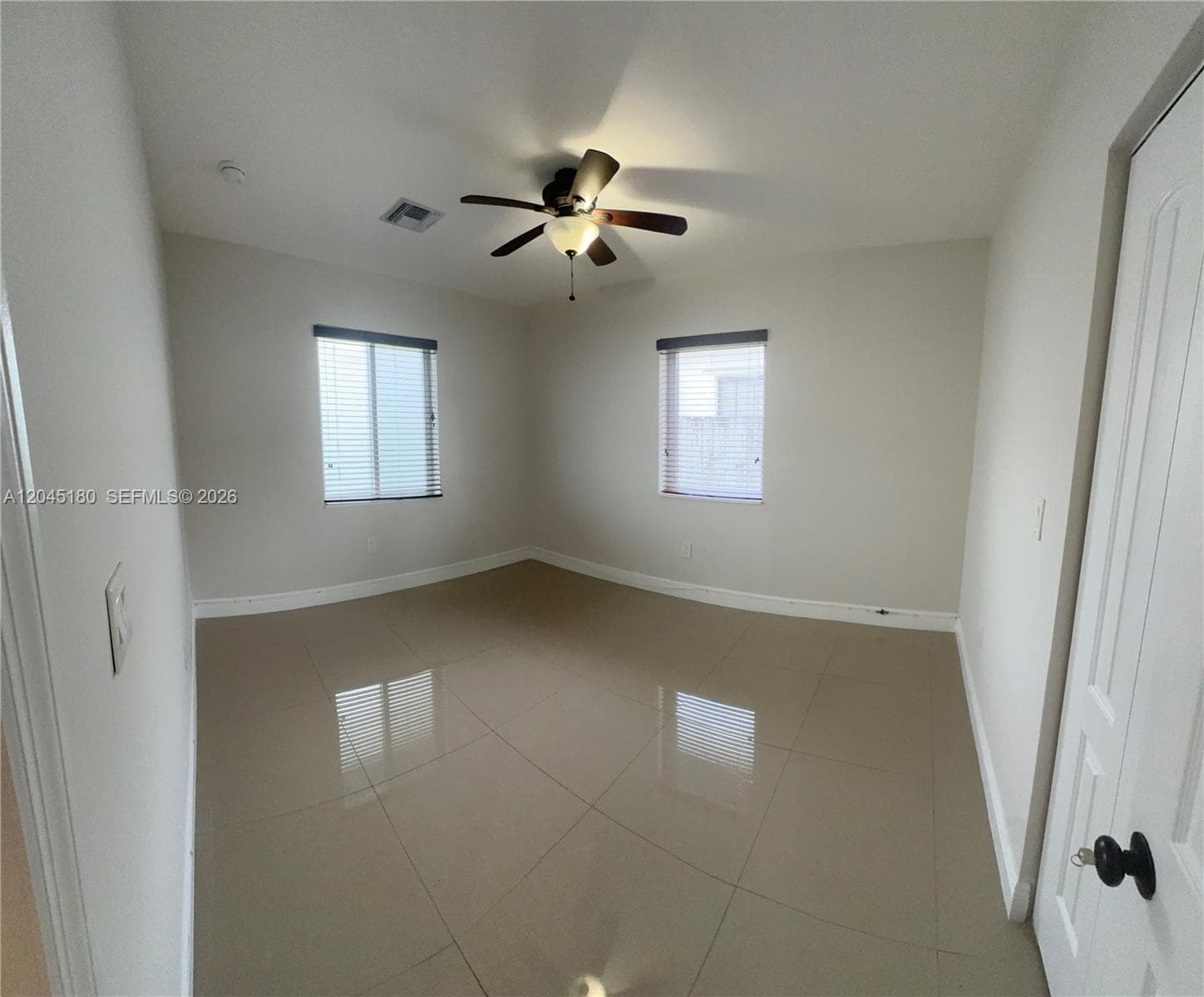 2155 Biarritz Dr photo 7
