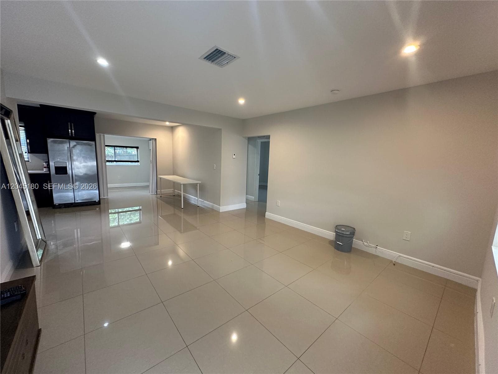 2155 Biarritz Dr photo 5
