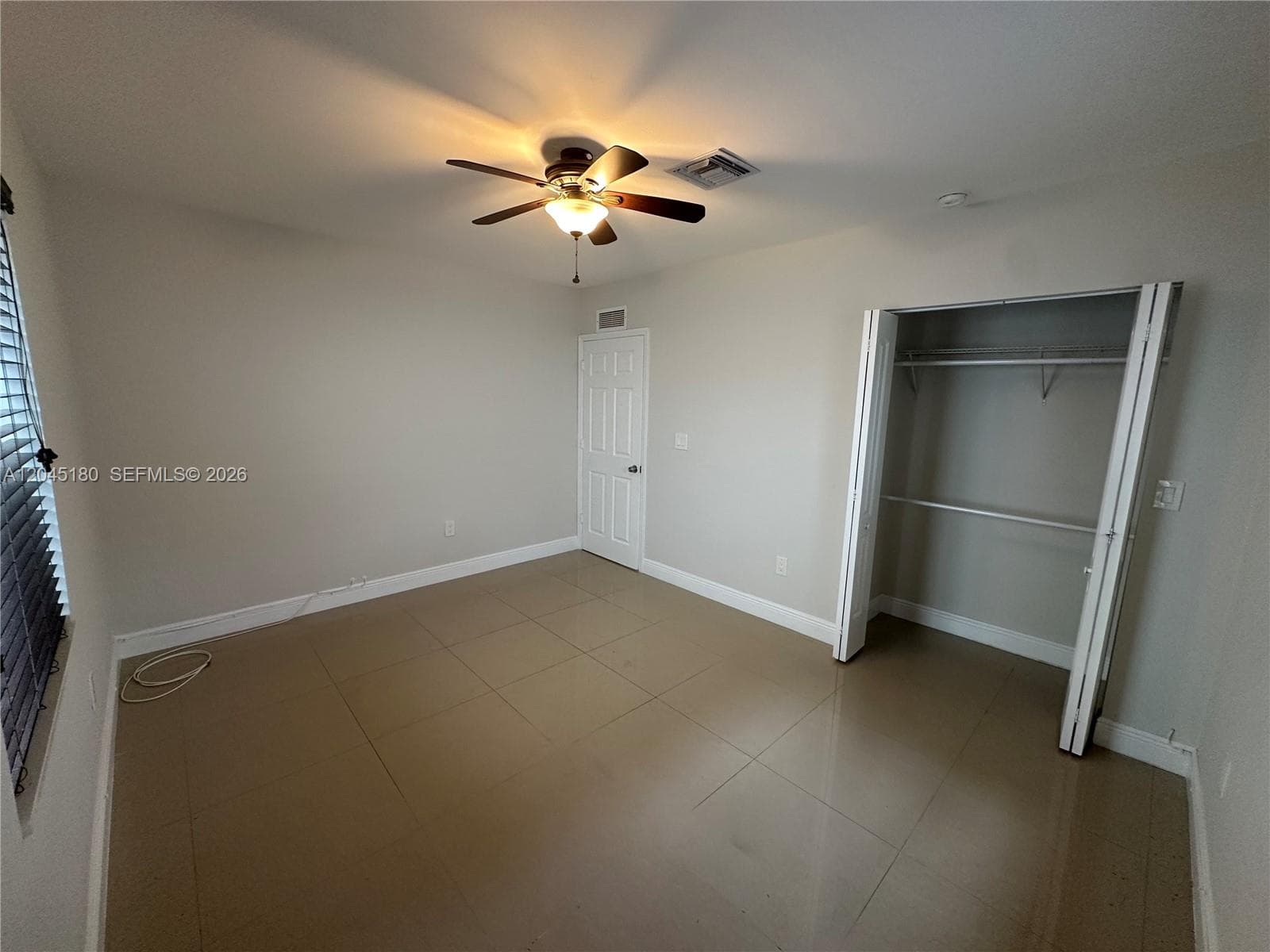 2155 Biarritz Dr photo 9