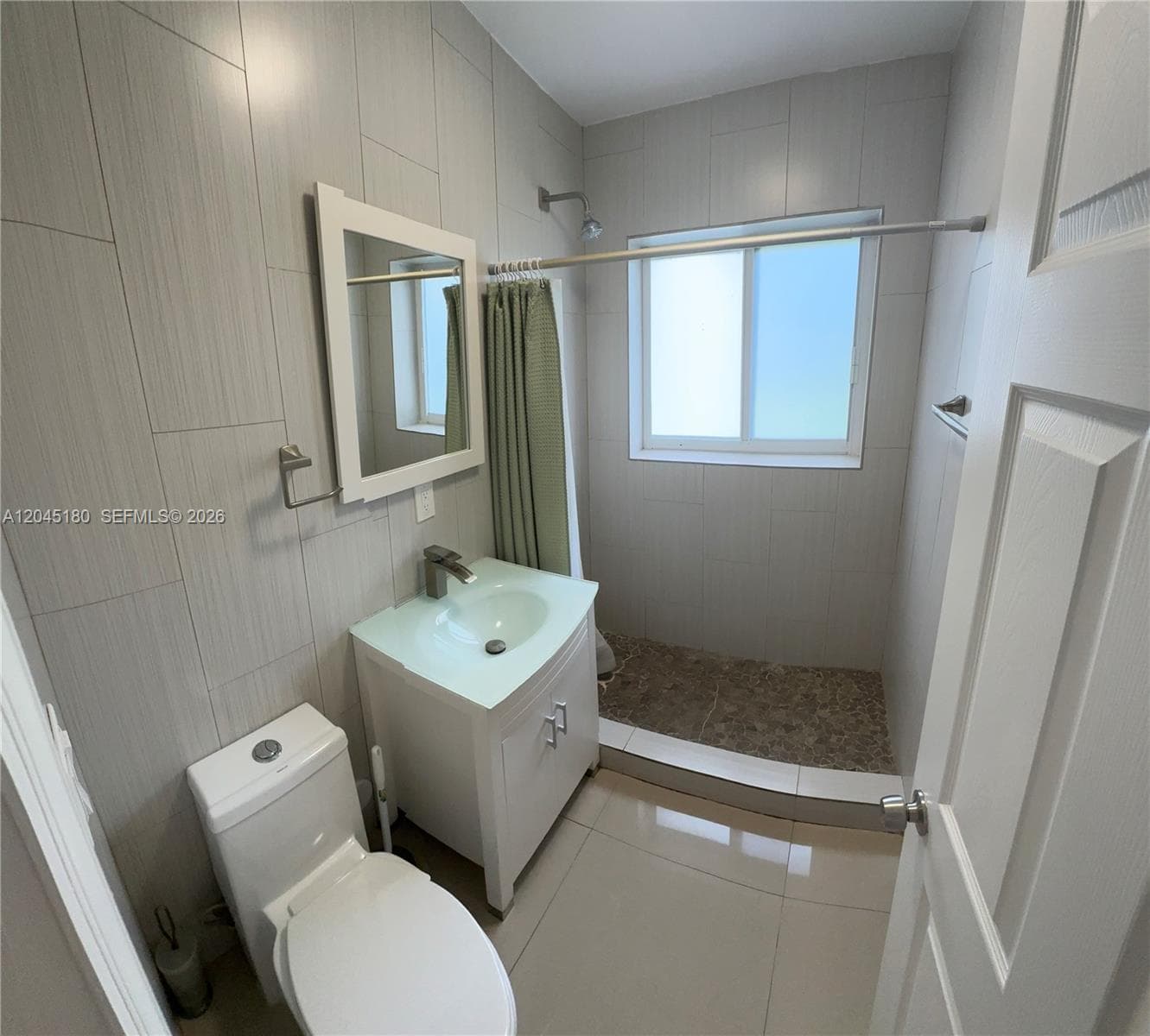 2155 Biarritz Dr photo 14