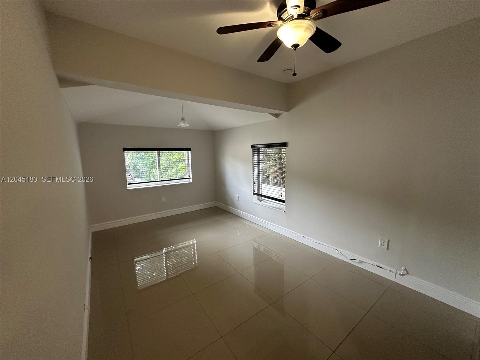 2155 Biarritz Dr photo 11