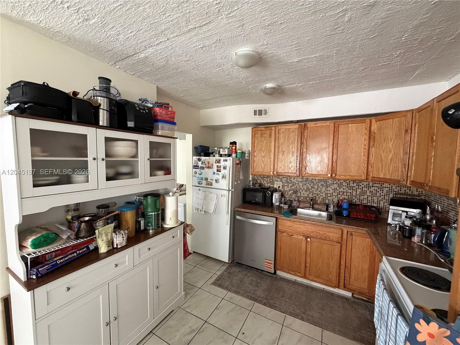 PLAZA TOWERS SOUTH CONDO · #508 in Hallandale Beach - Photo 9