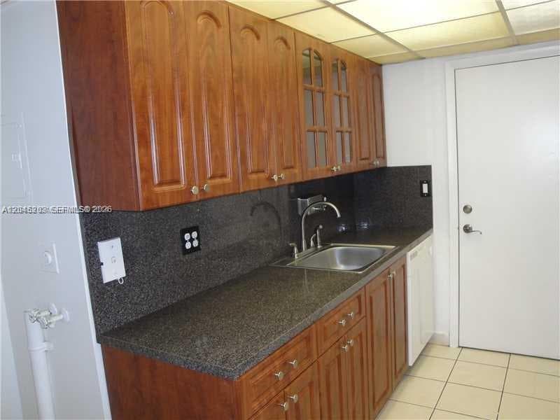 VENETIAN GARDENS · #I208 in Hialeah - Photo 5