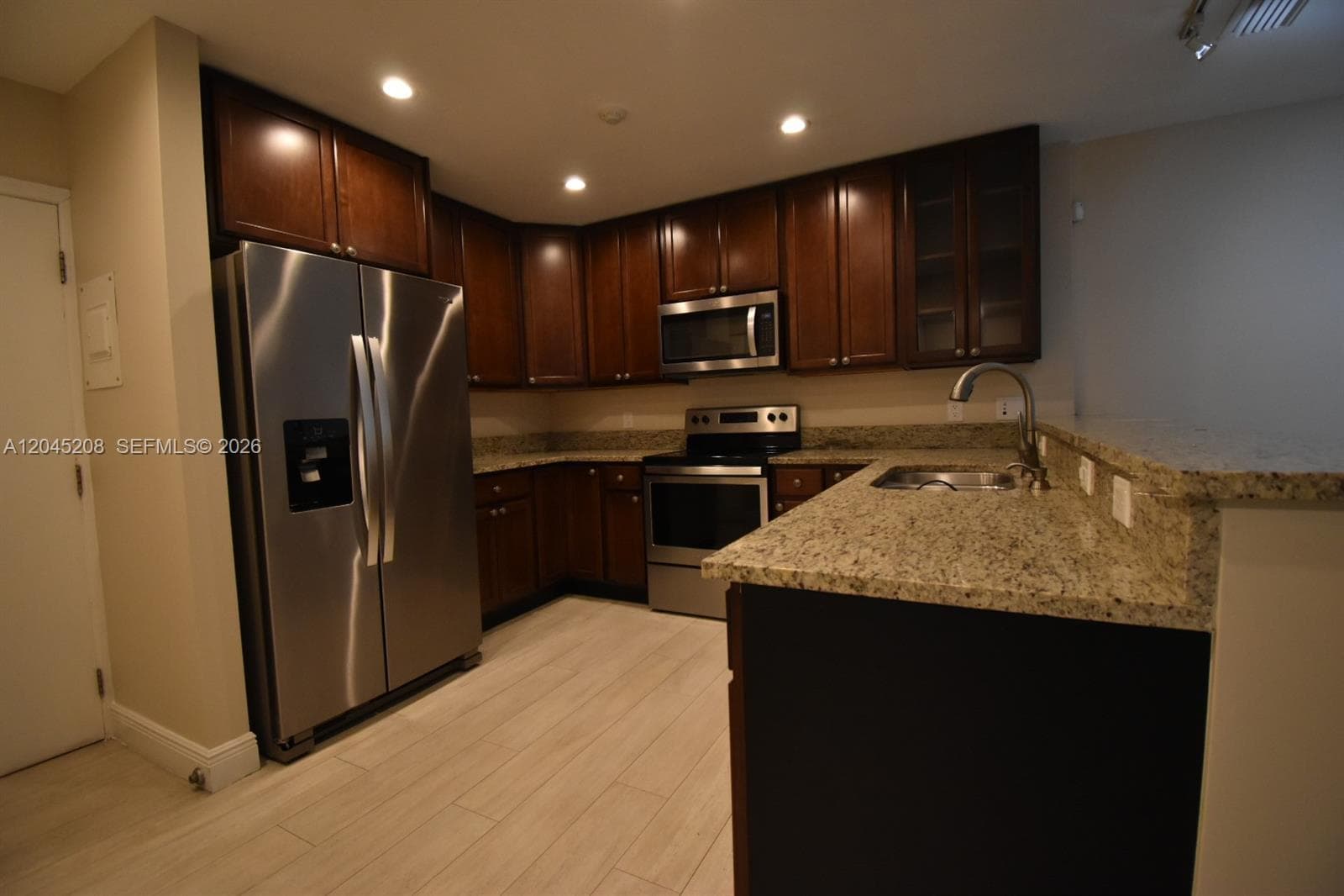 LAKE PLACID CONDO · #A24 in Miami Lakes - Photo 3