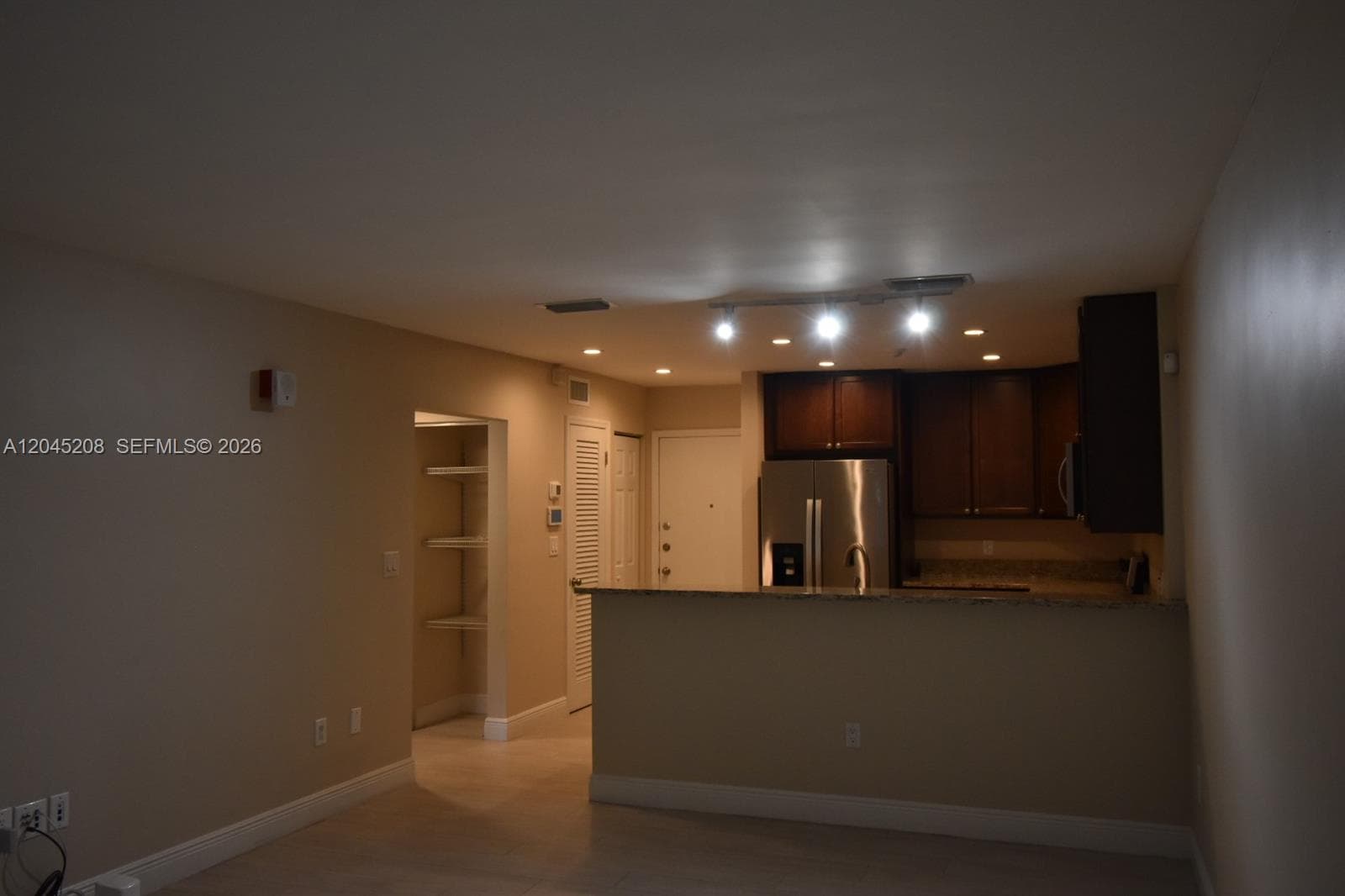 LAKE PLACID CONDO · #A24 in Miami Lakes - Photo 5