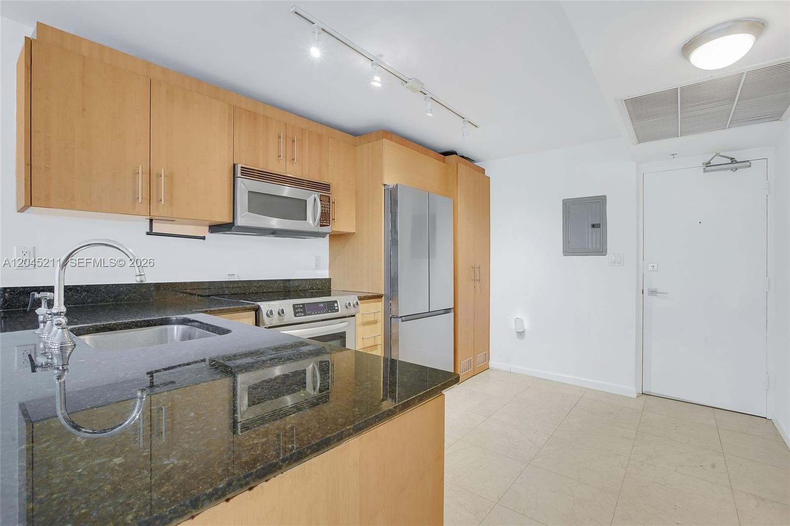 Harbour House · #201 in Bal Harbour - Photo 11