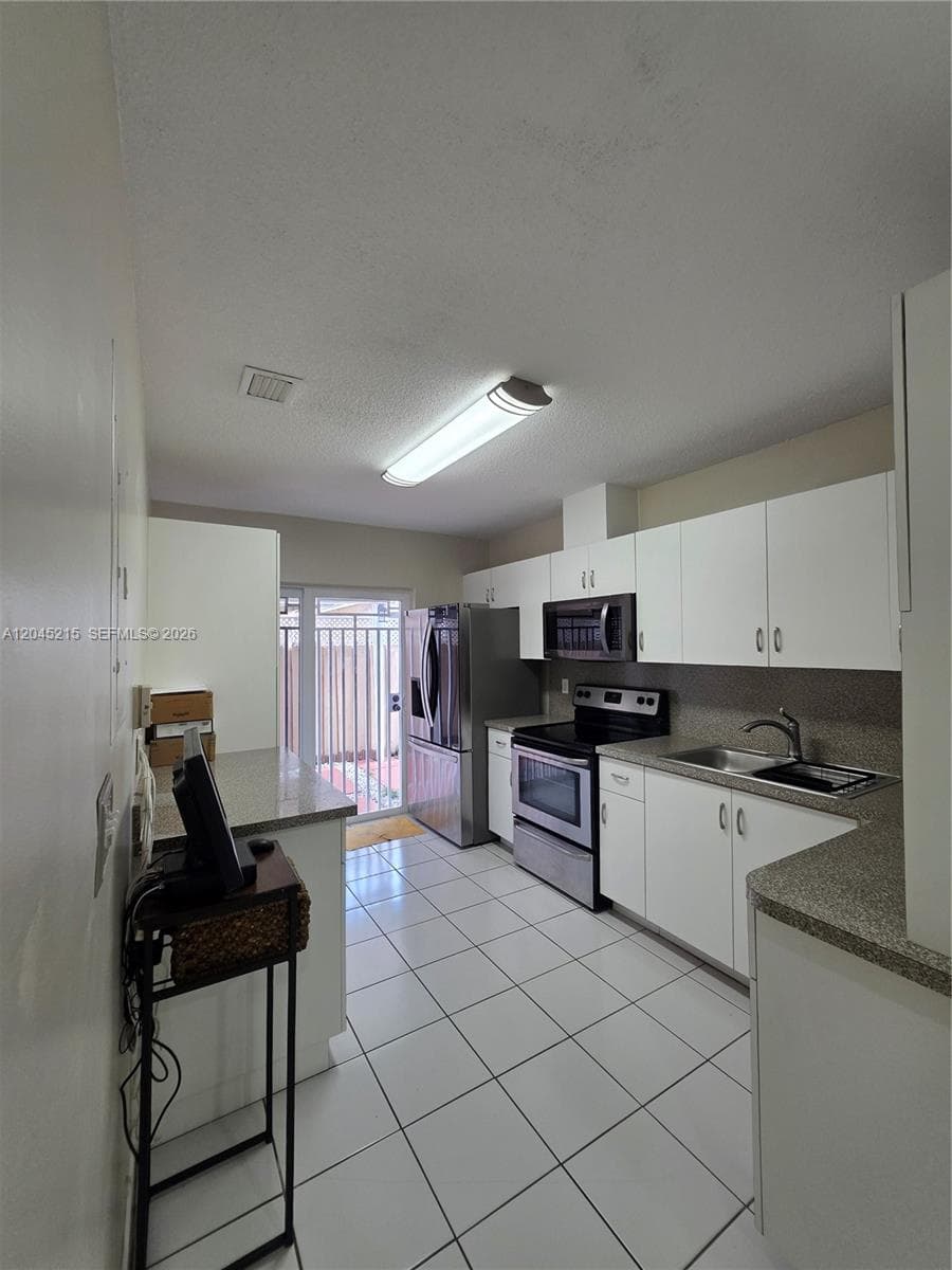 8905 NW 121 ST #0 photo 10