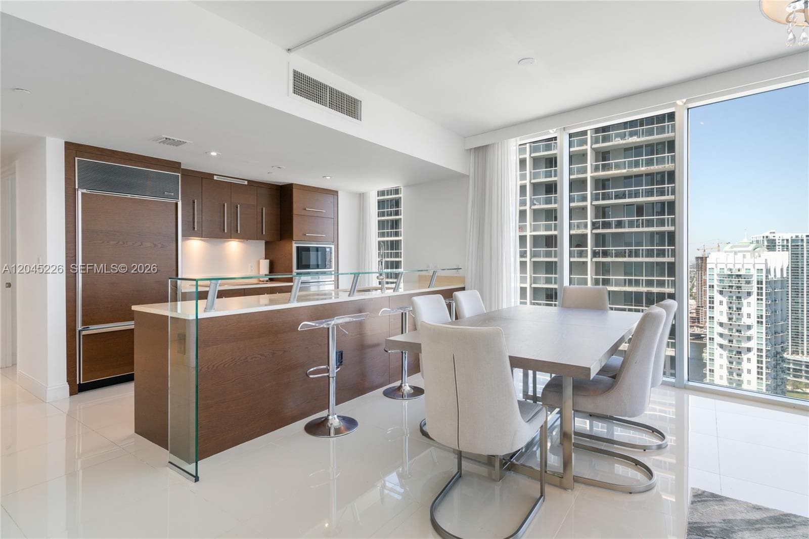 Icon Brickell I · #4315 in Miami - Photo 14