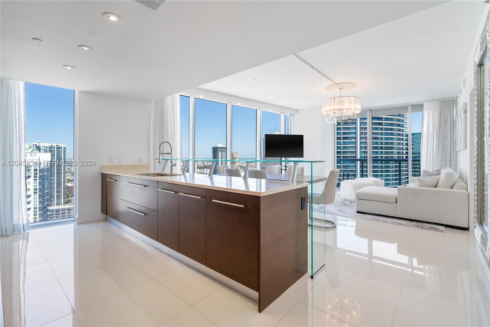 Icon Brickell I · #4315 in Miami - Photo 4