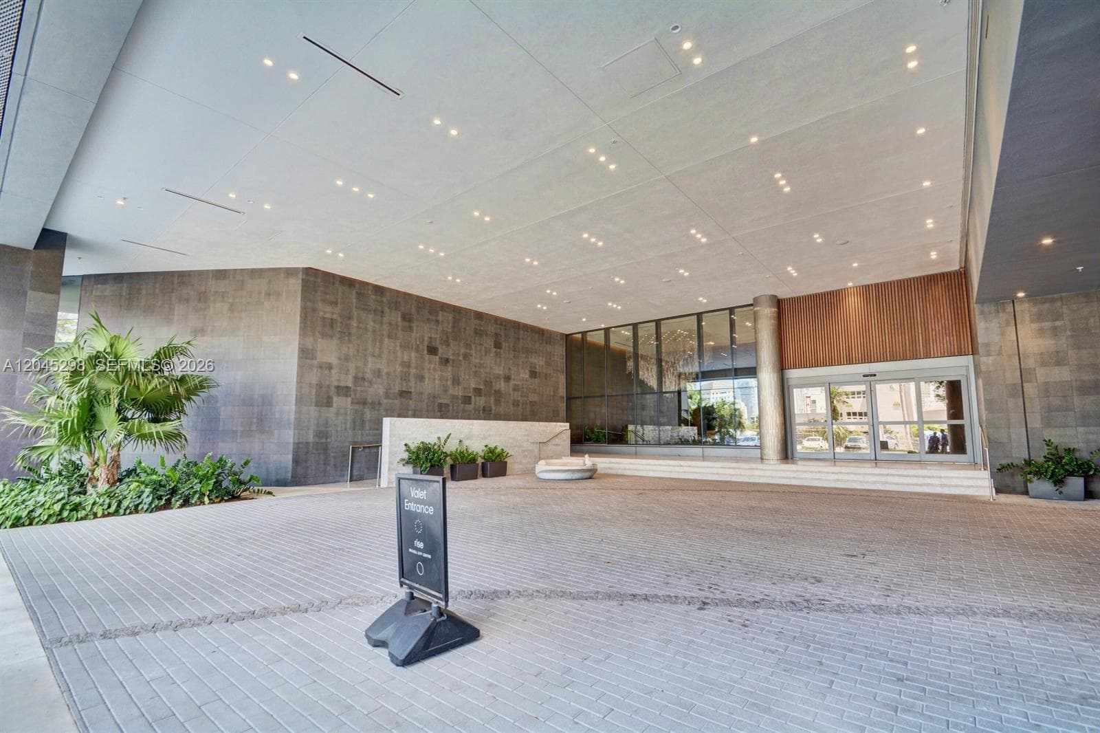 Rise Brickell City Centre · #1511 in Miami - Photo 27