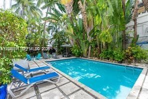 SOUTH BEACH HUDSON CONDO · #307 in Miami Beach - Photo 19