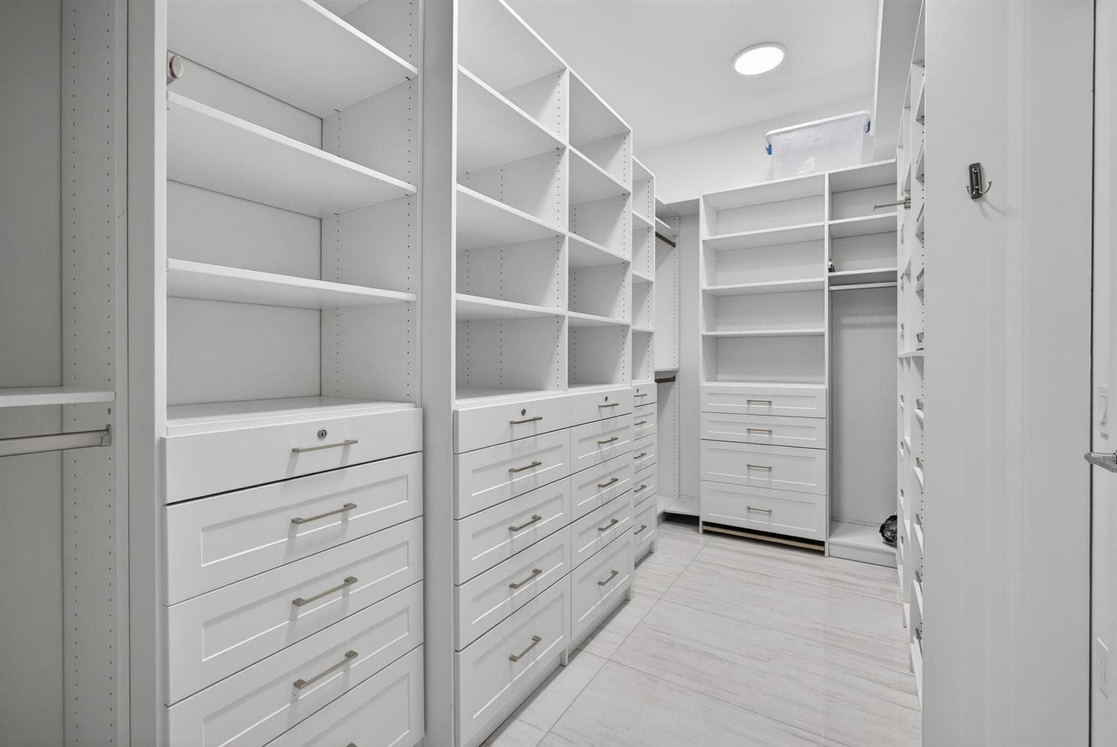 MASTER CLOSET