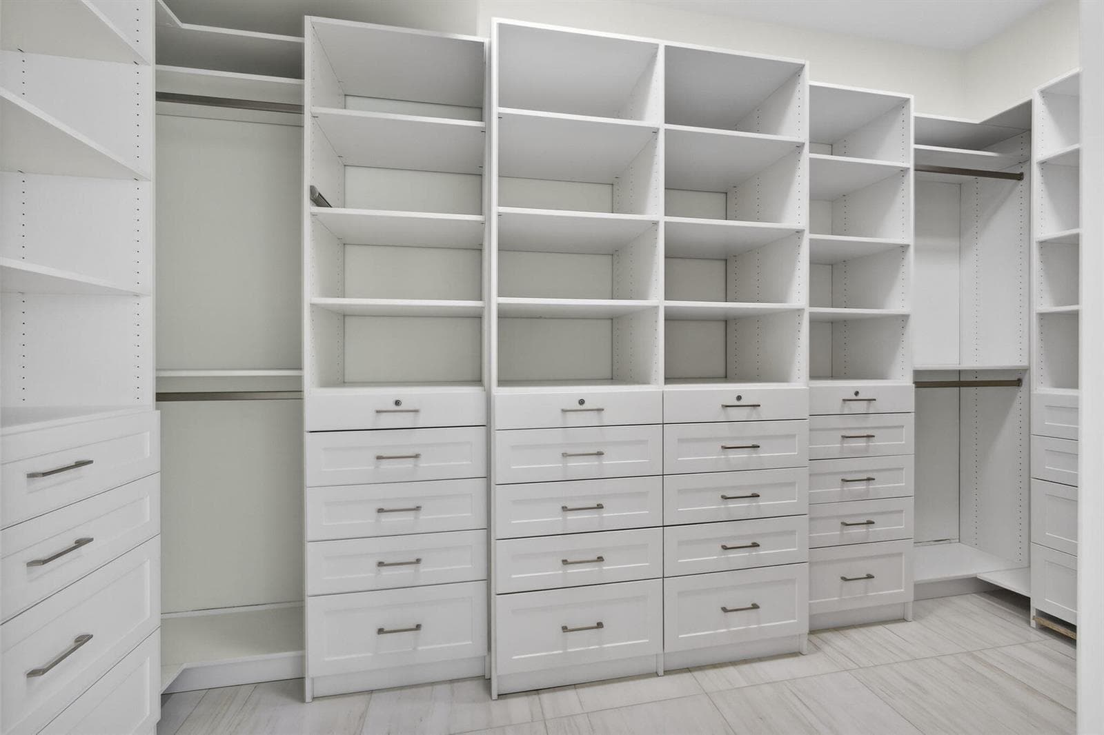 MASTER CLOSET