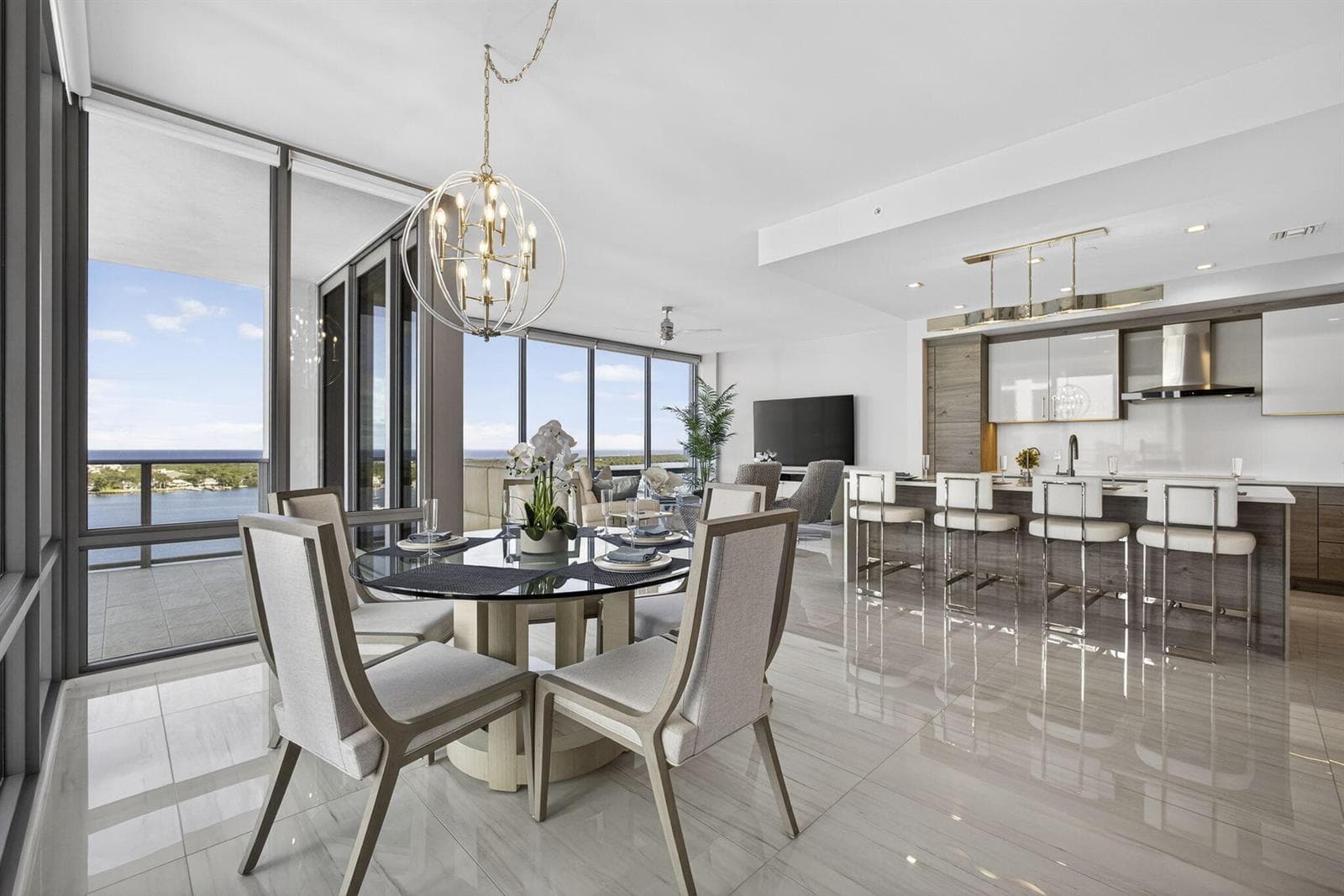 DINING SE VIEW