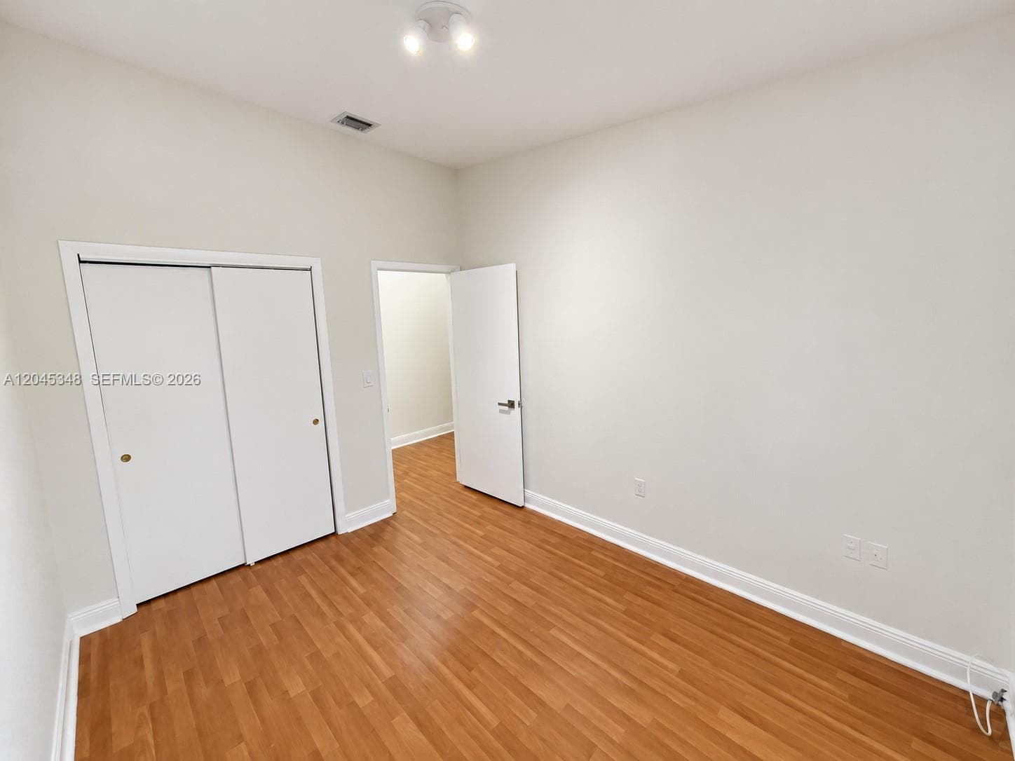 3756 NE 166th St #112 photo 27