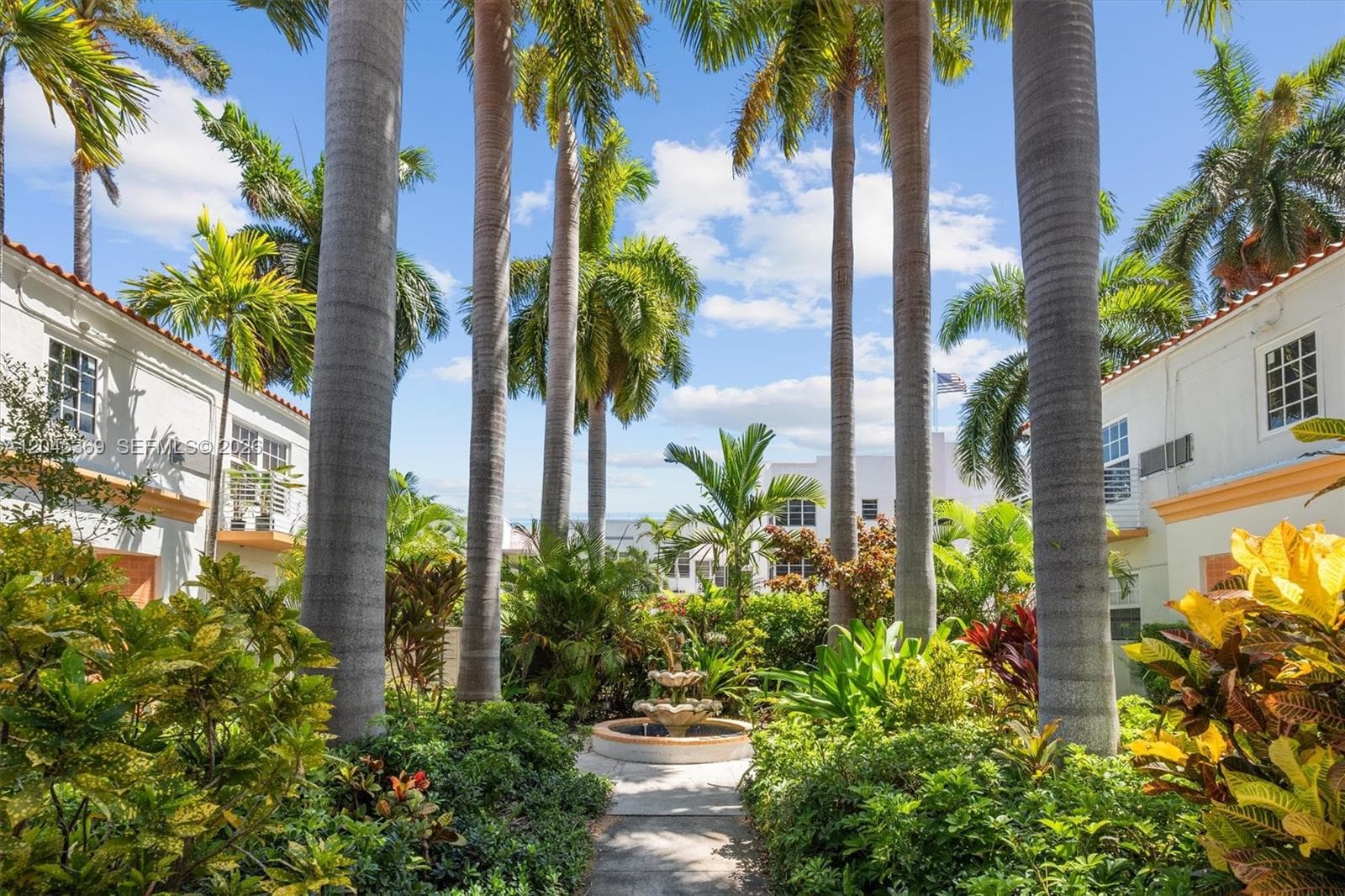 BEACHGARDENS CONDO · #8 in Miami Beach - Photo 13