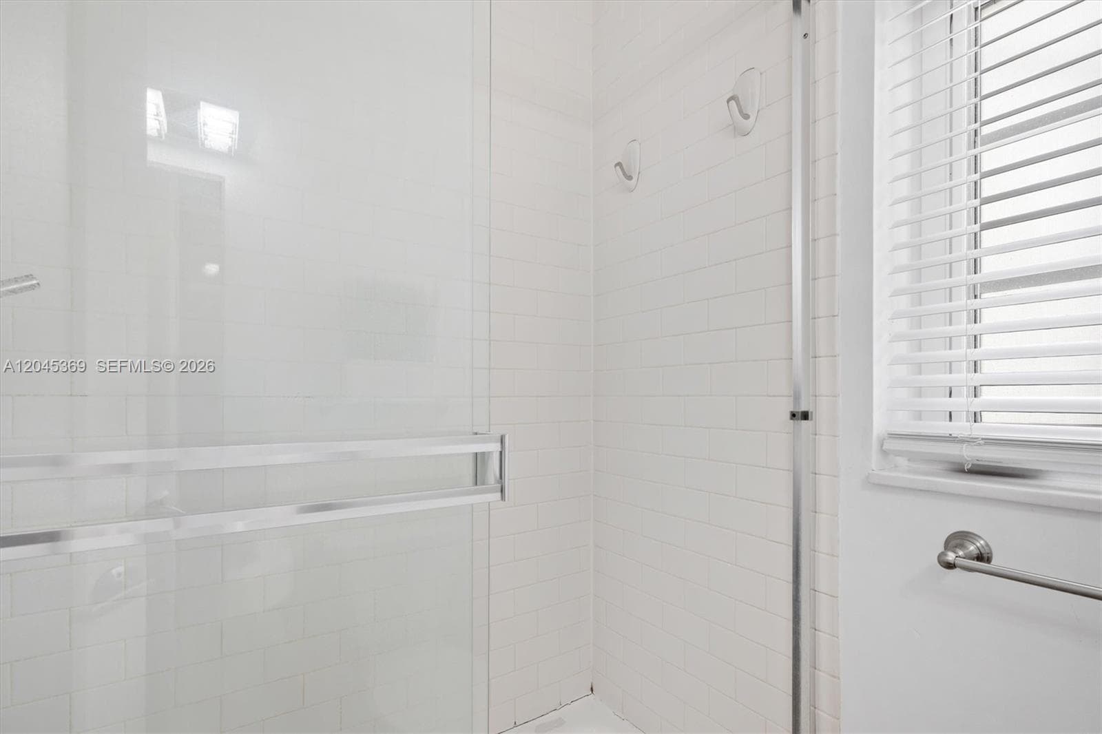 BEACHGARDENS CONDO · #8 in Miami Beach - Photo 12