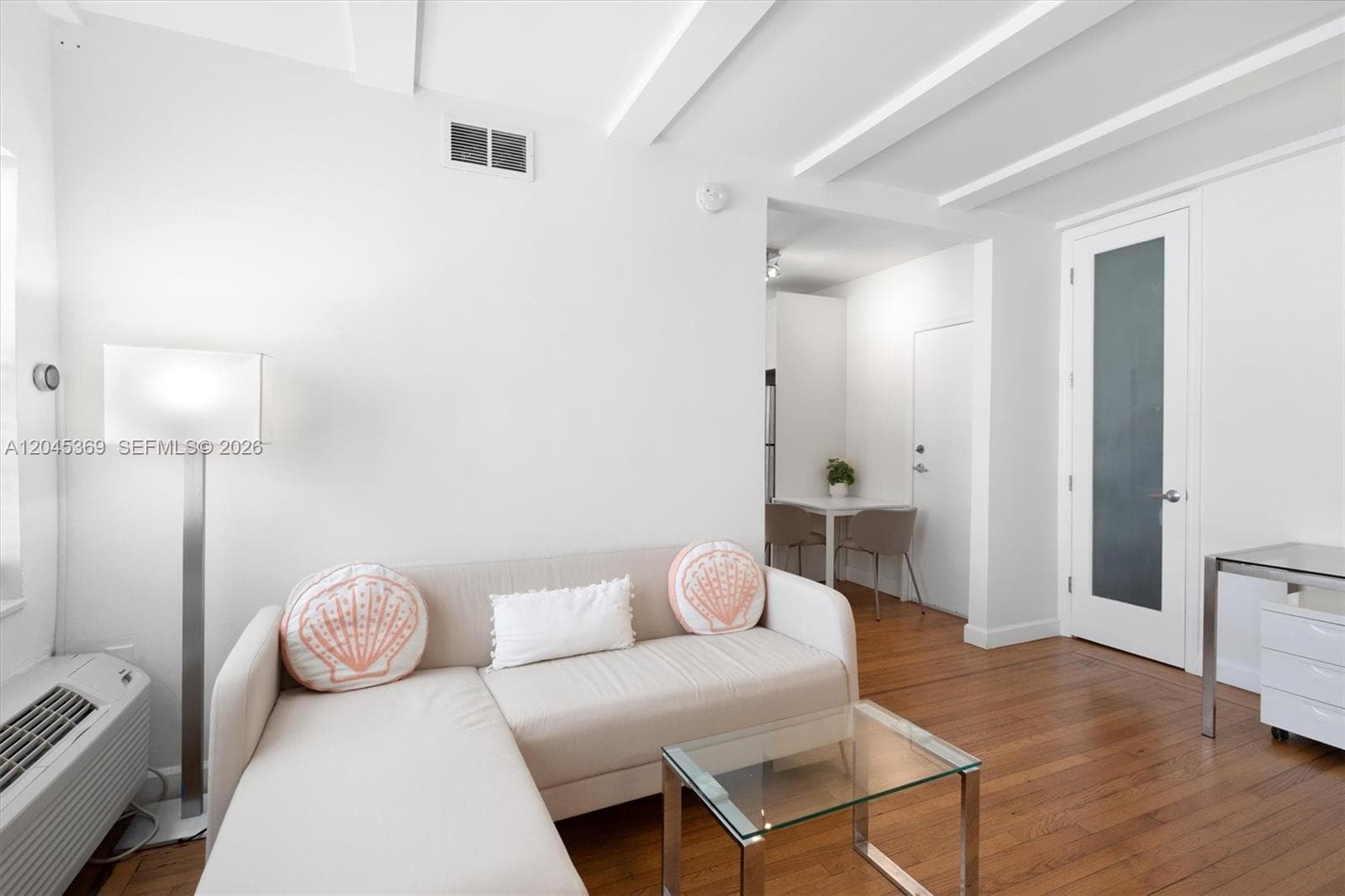 BEACHGARDENS CONDO · #8 in Miami Beach - Photo 3