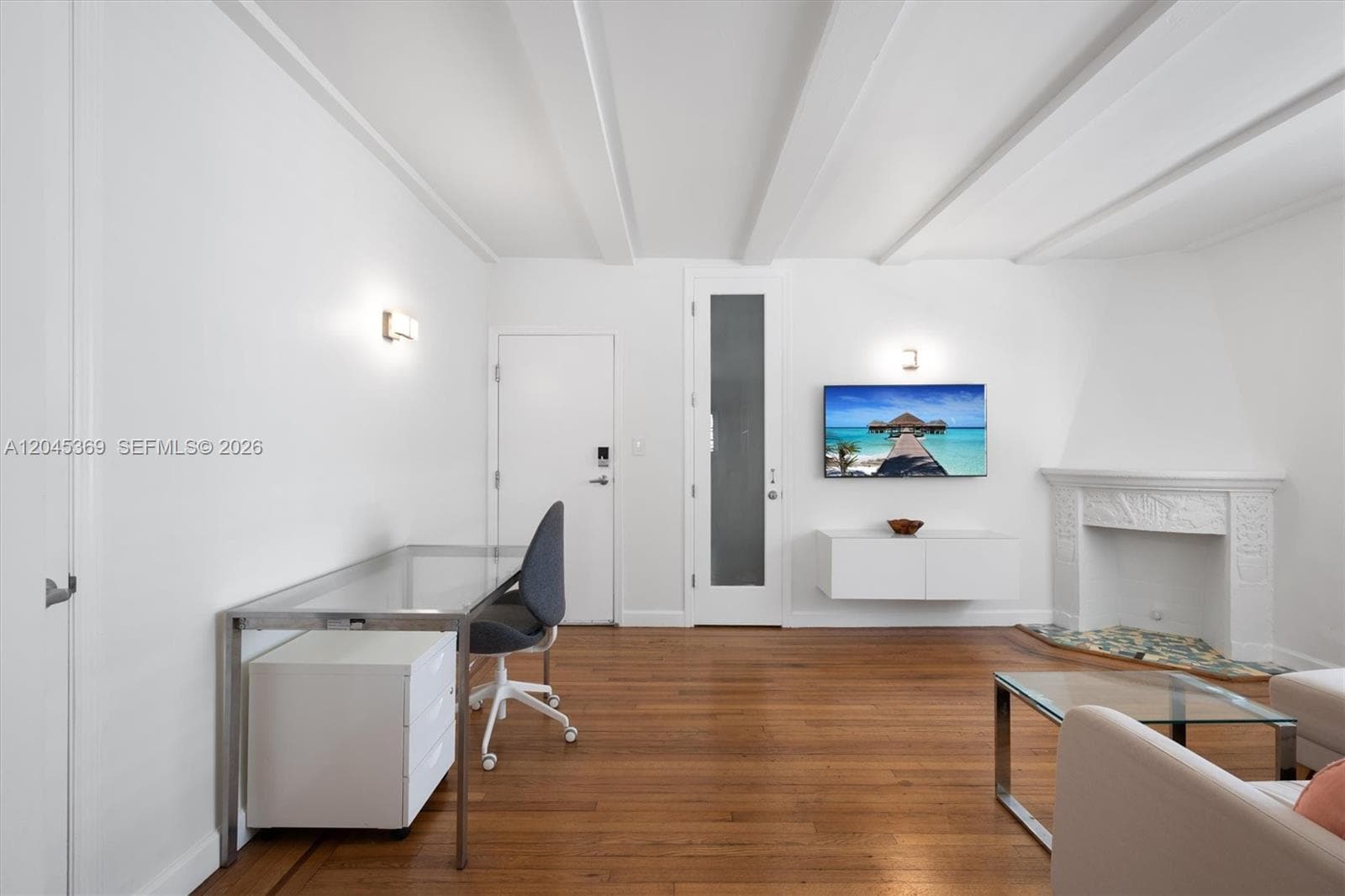 BEACHGARDENS CONDO · #8 in Miami Beach - Photo 5