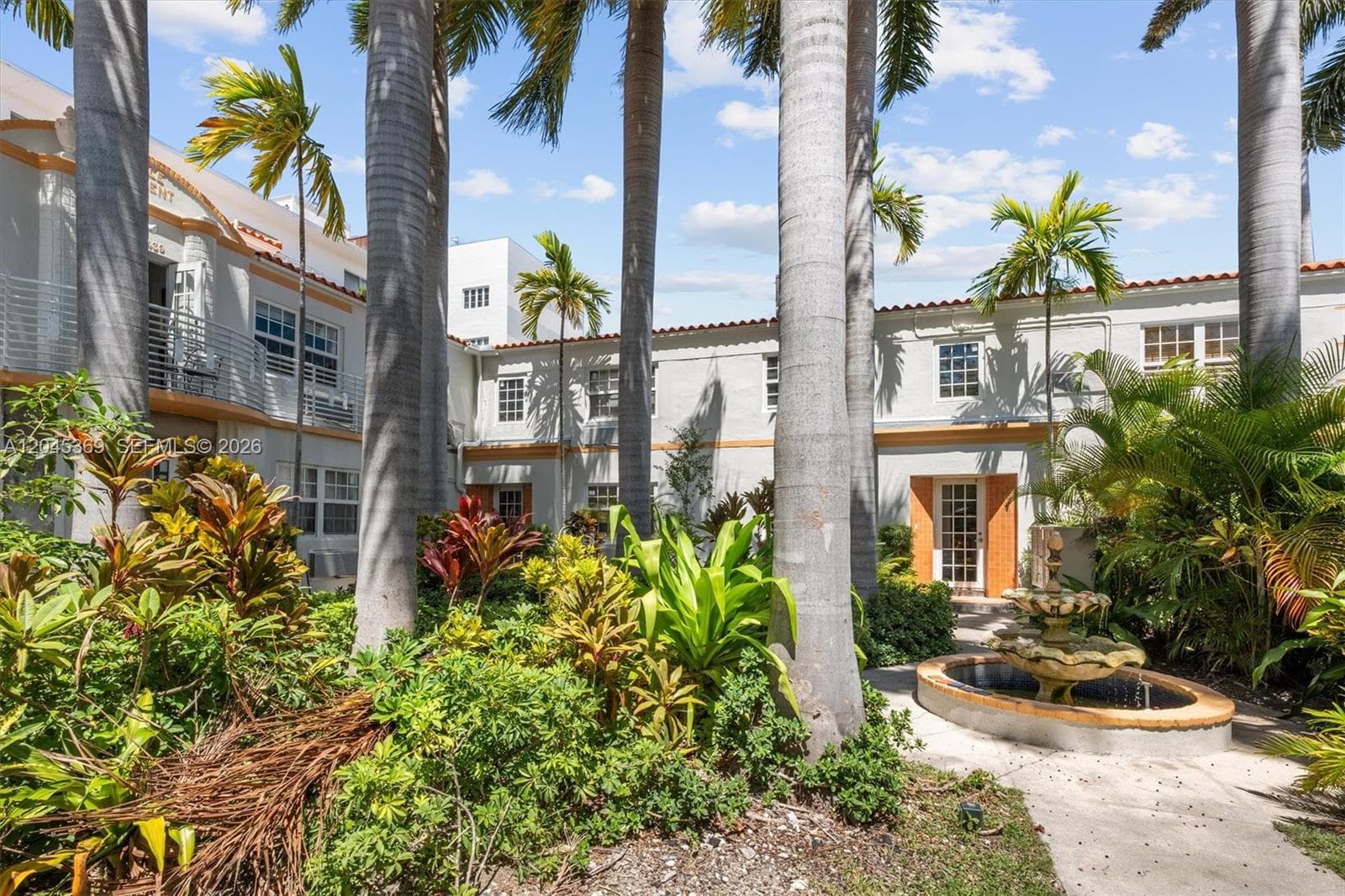 BEACHGARDENS CONDO · #8 in Miami Beach - Photo 14