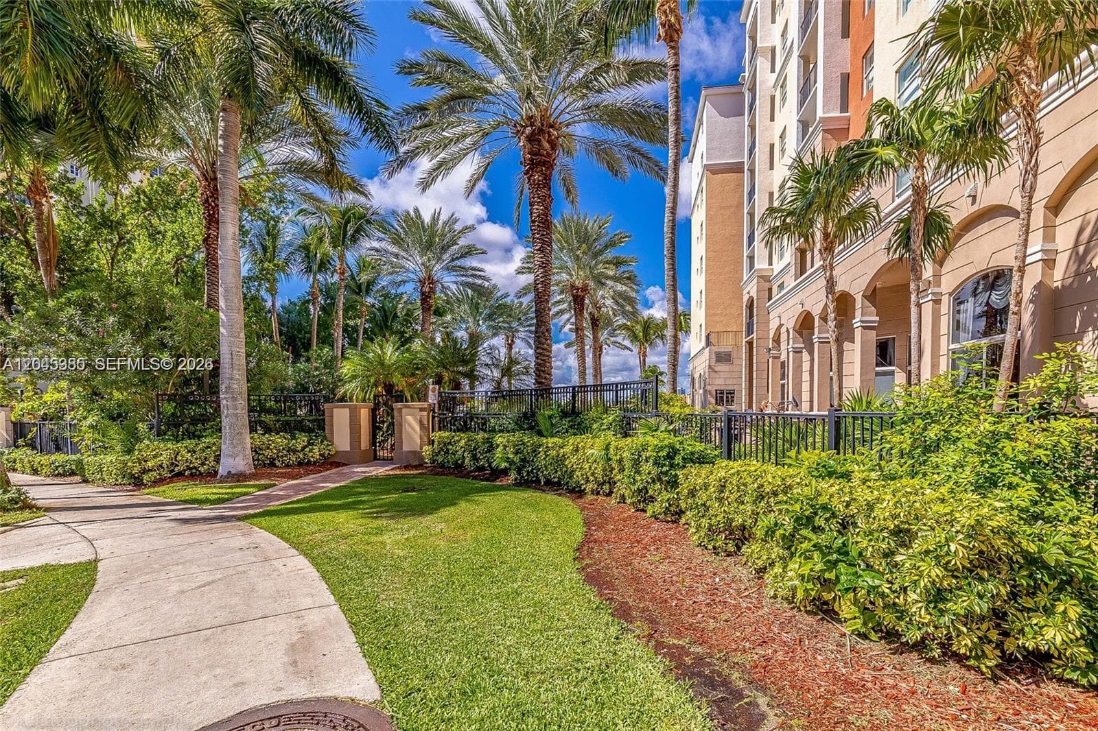 Porto Bellagio · #2222 in Sunny Isles Beach - Photo 2