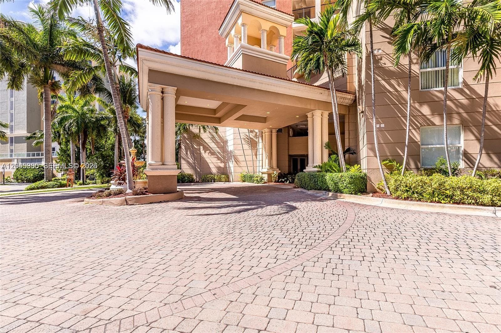Porto Bellagio · #2222 in Sunny Isles Beach - Photo 6