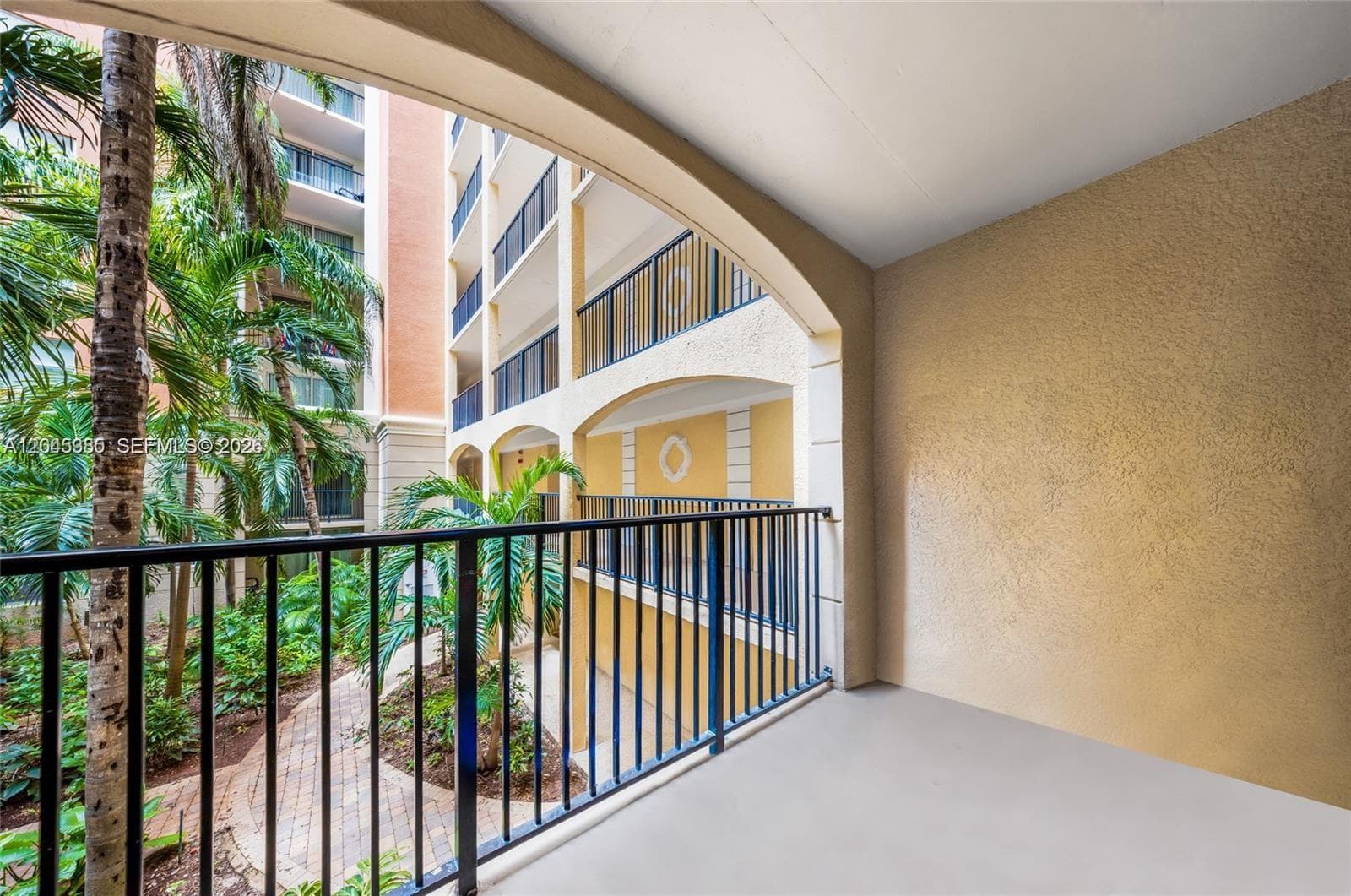 Porto Bellagio · #2222 in Sunny Isles Beach - Photo 7