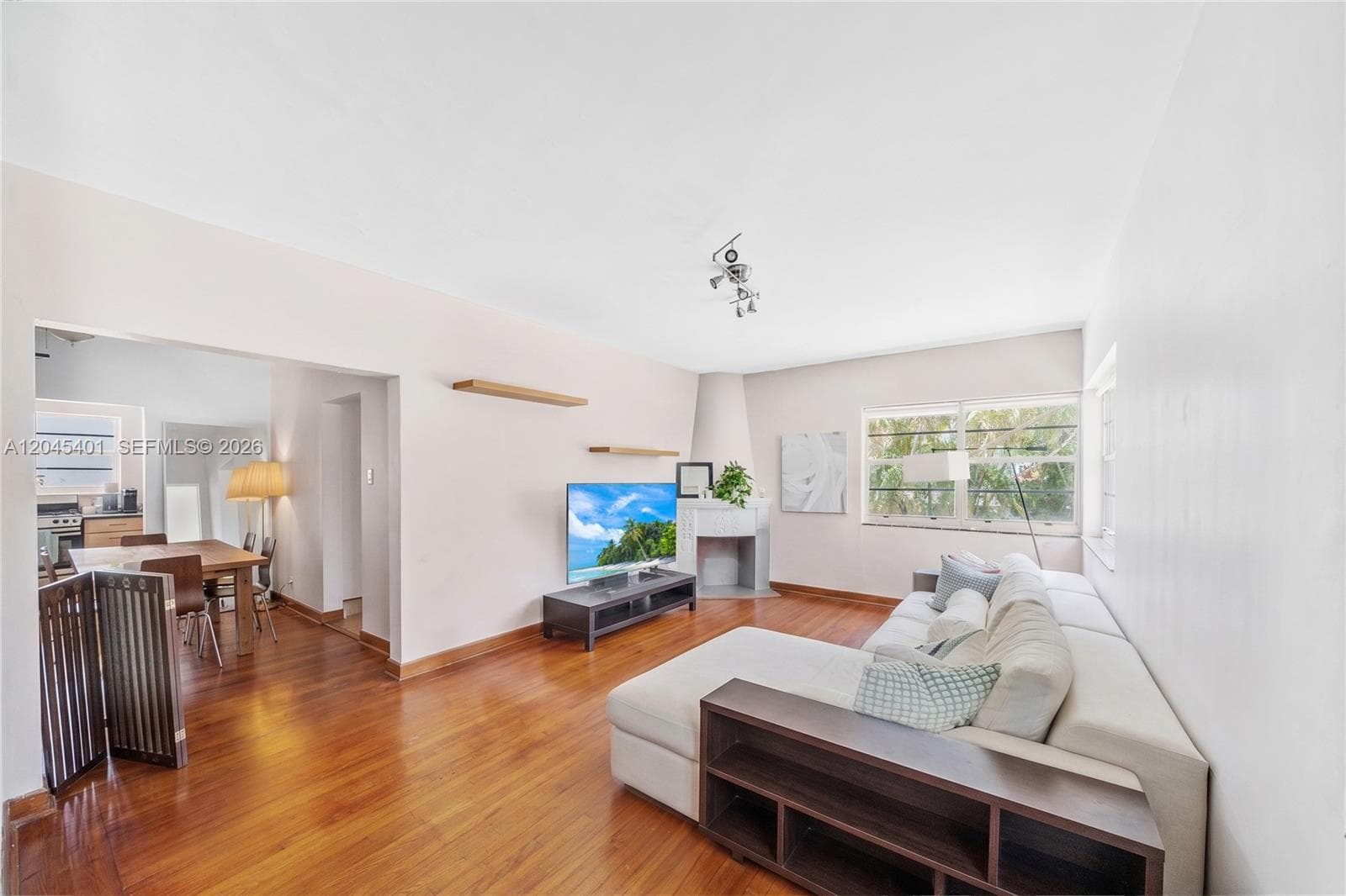 MERIDIAN BEACH CONDO · #108 in Miami Beach - Photo 2