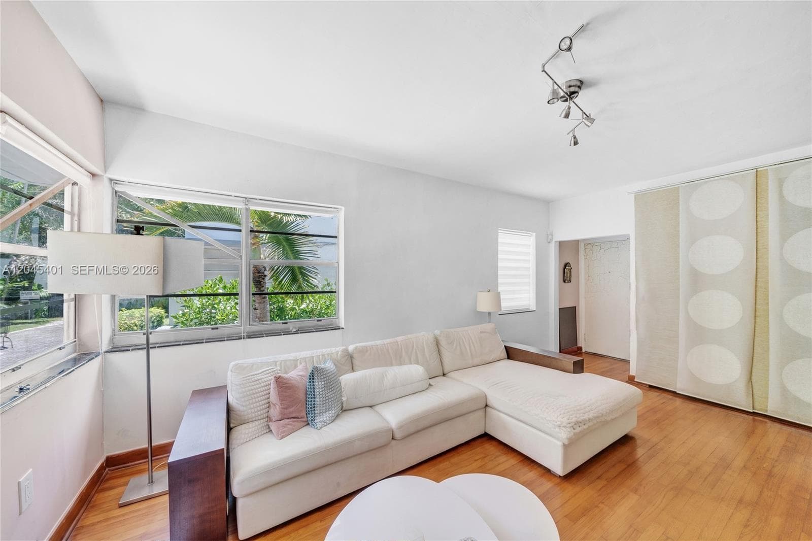 MERIDIAN BEACH CONDO · #108 in Miami Beach - Photo 5