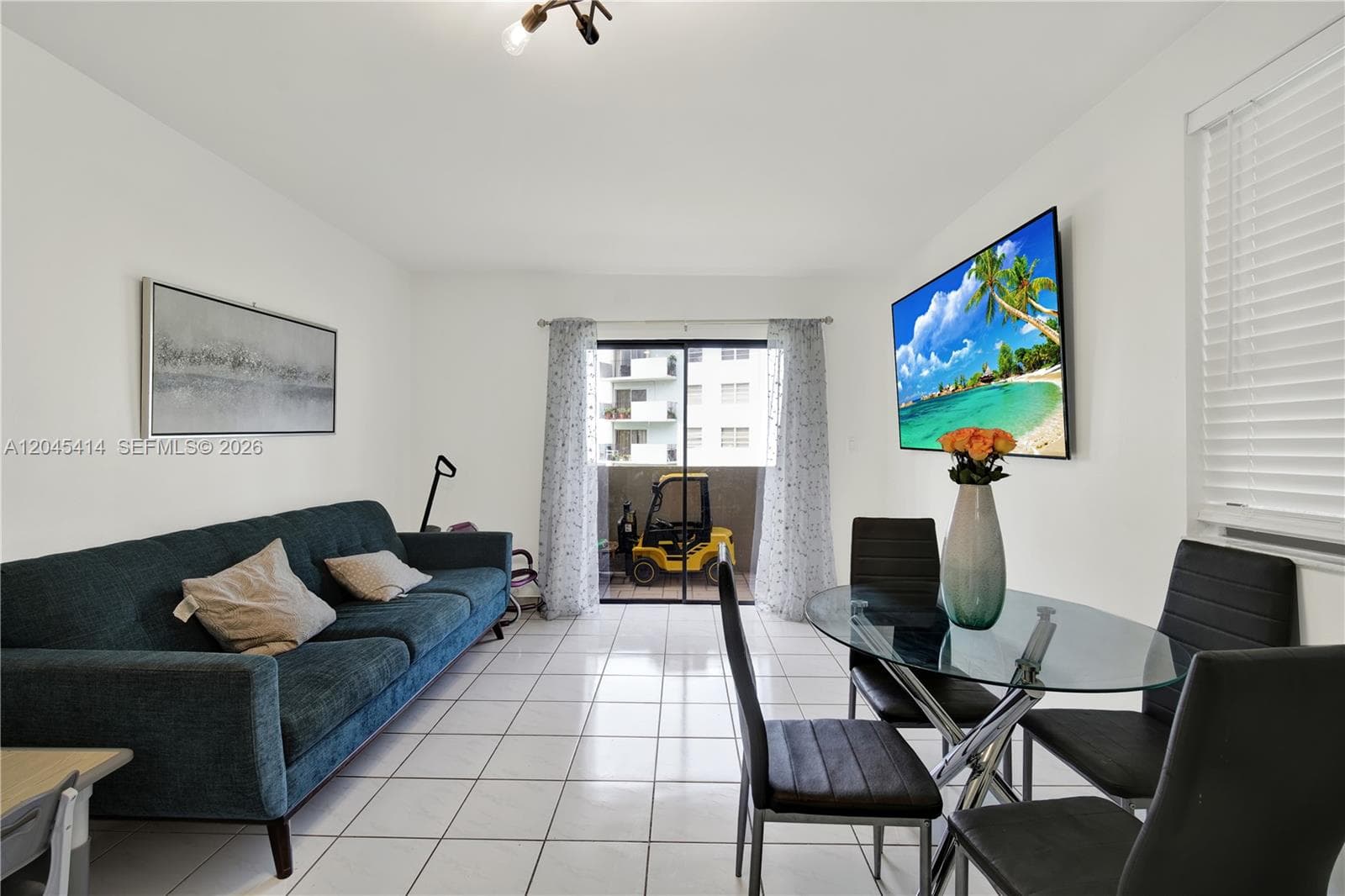 Garden Lake Towers Condo · #205 in Miami - Photo 28