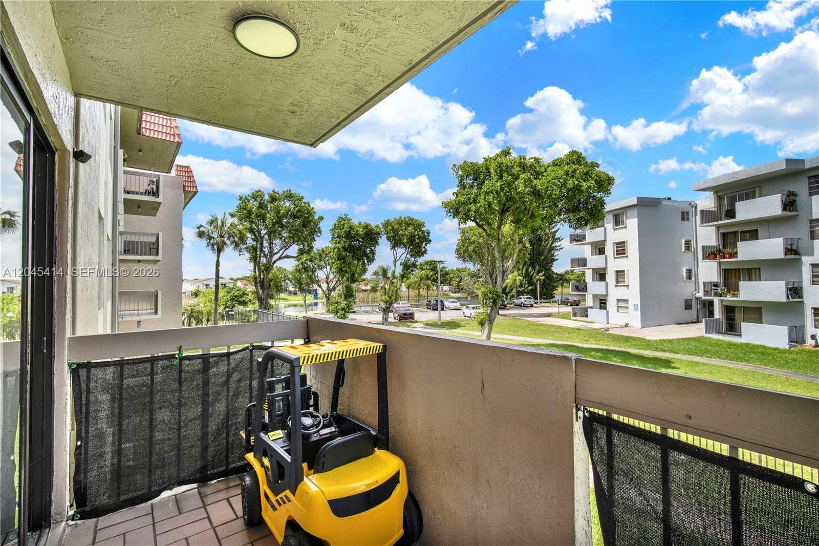 Garden Lake Towers Condo · #205 in Miami - Photo 31