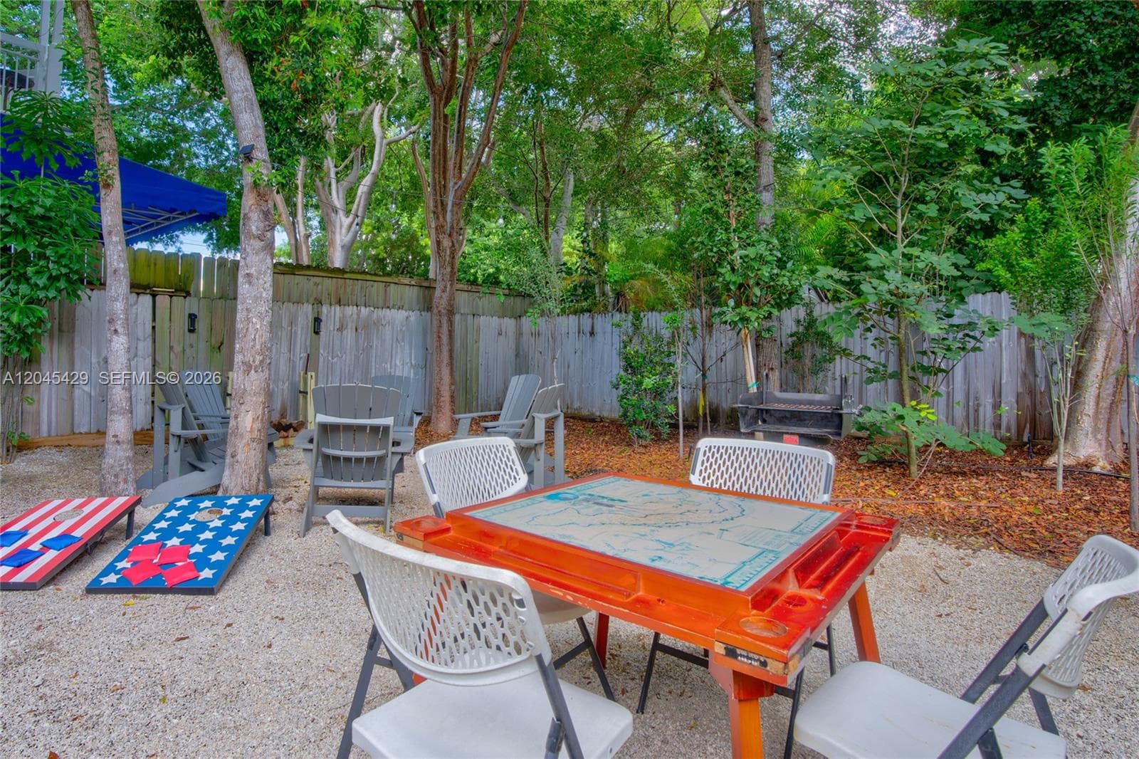 27 Blue Runner St photo 2