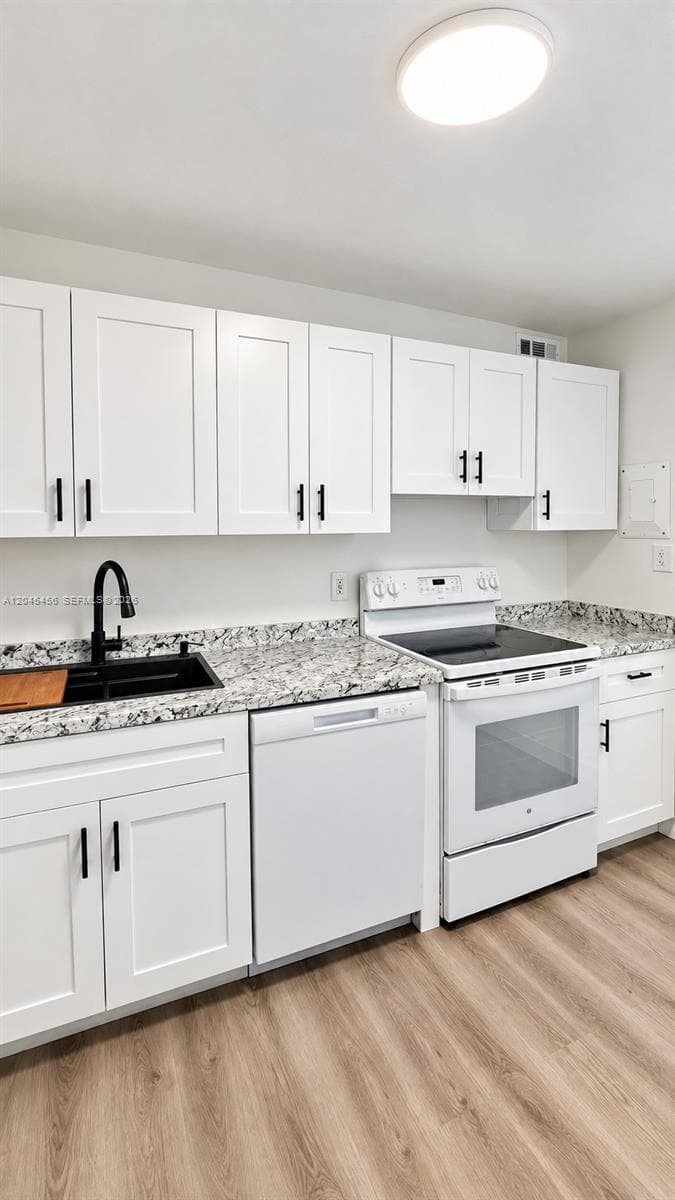 1750 JAMES APARTMENTS CON · #7K in Miami Beach - Photo 2