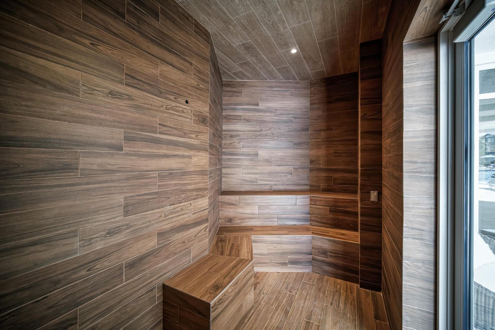 196-SteamRoom