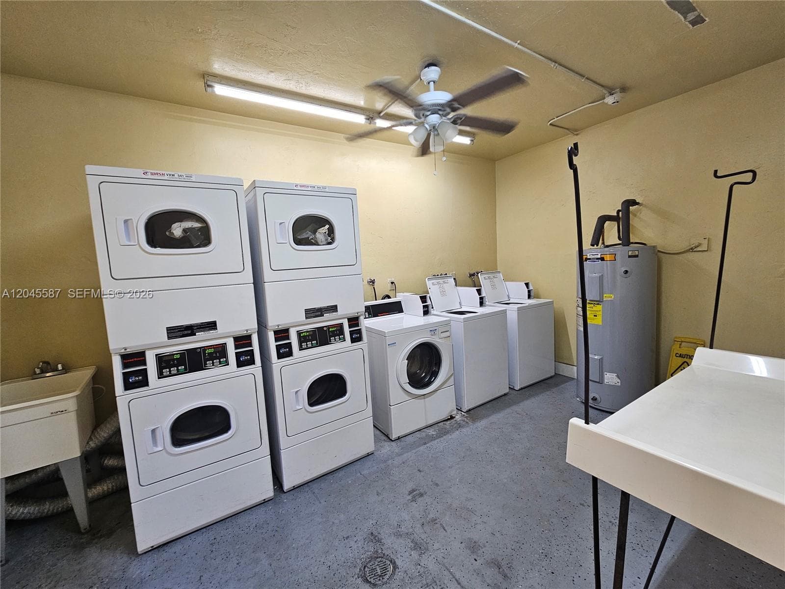 CAPRI GARDENS CONDO · #B315 in North Miami - Photo 18