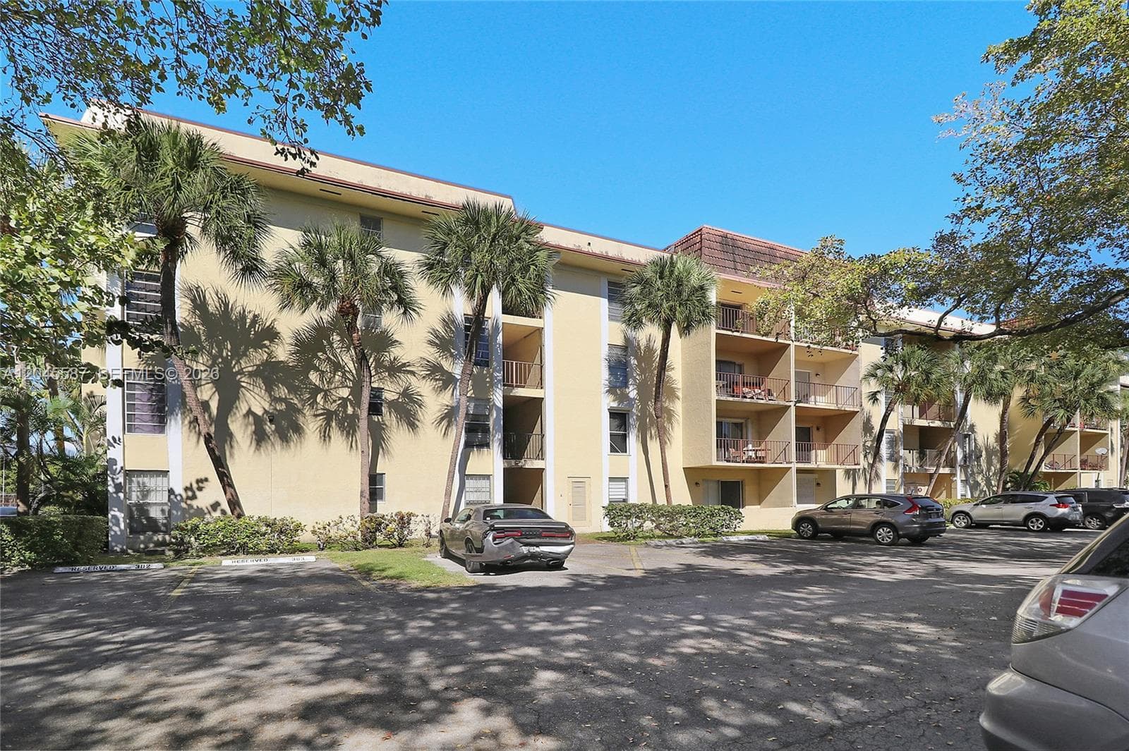 CAPRI GARDENS CONDO · #B315 in North Miami - Photo 8