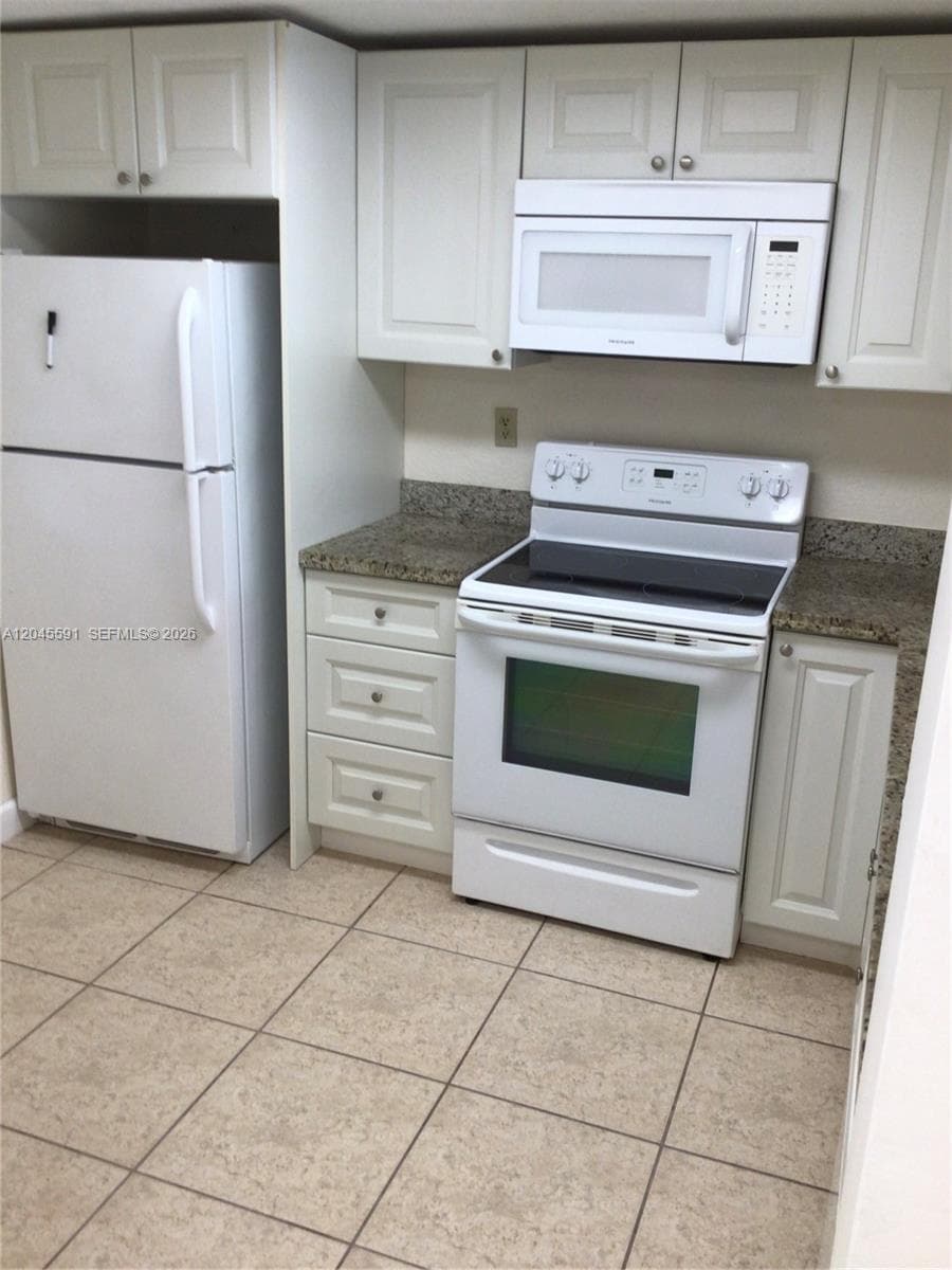 THE GARDENS OF KENDALL CO · #302 in Miami - Photo 3